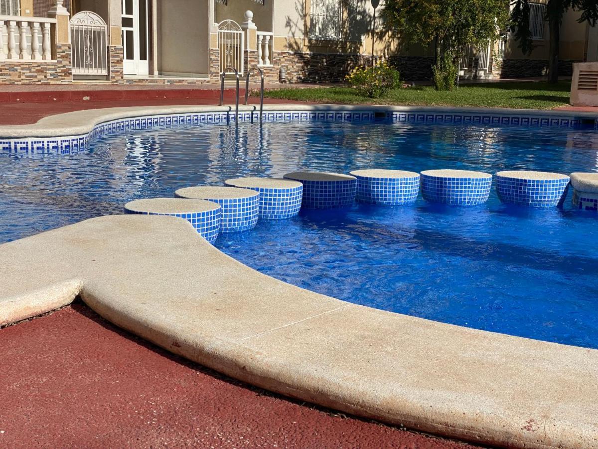 Homely Apartments Loft Torrevieja Luaran gambar